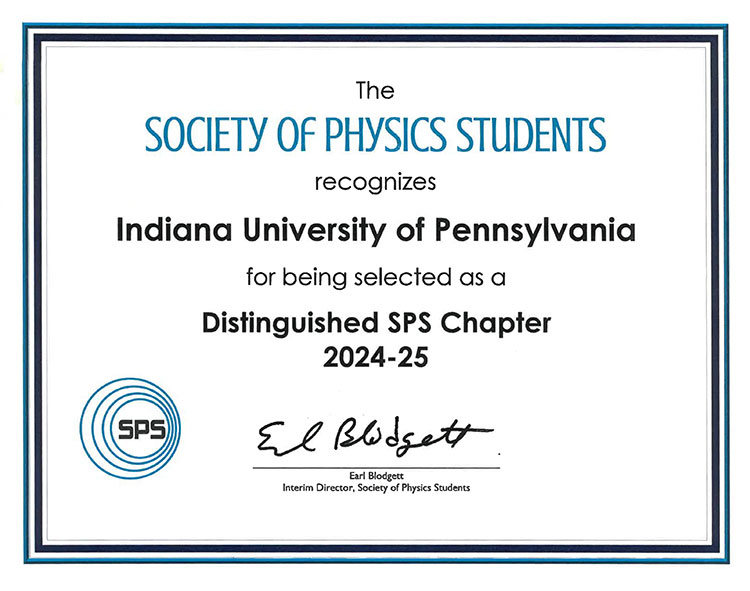 Physics Club Earns National Distinguished Chapter Recognition