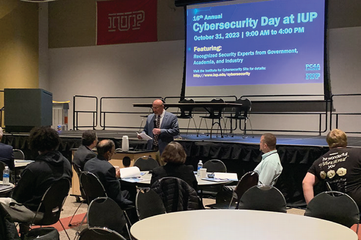 Math and Computer Science Dean Dr. Steve Hovan at the 2023 Cybersecurity Day